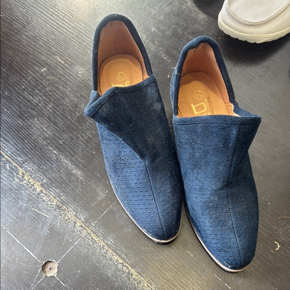 Women's Navy Ankle Booties